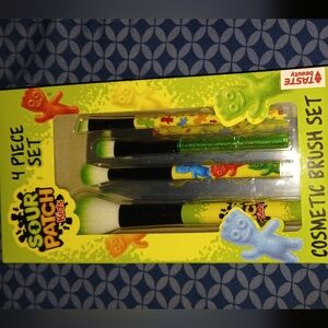Sour Patch Kids Cosmetic Brush Set